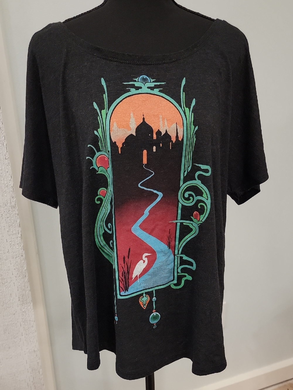 Curbside Clothing Womens Dolman Sleeve Graphic Tee 2XL Charcoal Grey